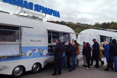 На ярмарке «Наша рыба» в Североморске продали больше тонны морепродуктов - murmansk.mk.ru - Североморск