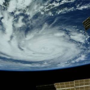 Тамара Песке - США накрыл мощный ураган «Ида». Фото - reporter-ua.com - США - New York - Франция - штат Луизиана