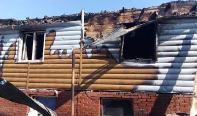 «10 минут - и нас бы не было»: под Уфой подожгли дом семьи учителей с тремя детьми - mkset.ru - Уфа
