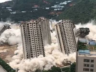 В Китае одновременно взорвали 15 небоскребов. Видео - gordonua.com - Китай - Украина