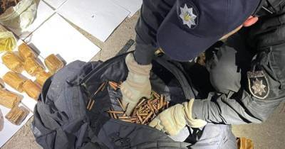 Житель Броваров нашел две сумки с боеприпасами (ФОТО) - dsnews.ua - Украина