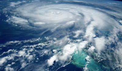 Ураган четвертой категории "Ида" ударил по Луизиане и повернул вспять реку Миссисипи - vchaspik.ua - Украина - штат Луизиана - штат Миссисипи