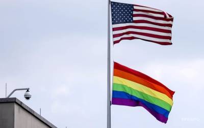 В США учительница призвала присягнуть флагу ЛГБТ - korrespondent.net - США - Украина - шт. Калифорния