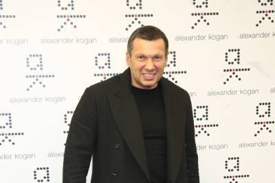 Владимир Соловьев - Ольга Бузова - «Ей нужен психиатр»: Соловьев ответил на выпад Бузовой - mk.ru
