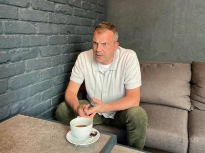 Евгений Попов - ЦИК РФ подтвердил, что баллотирующийся в Госдуму телеведущий Попов скрыл часть доходов от декларирования - rosbalt.ru - Россия