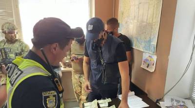 "Требовали деньги за выезд": полицейские устроили вымогательства у водителей - politeka.net - Украина - Херсонская обл.
