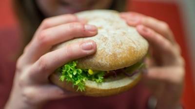 Семь продуктов, которые мешают похудеть даже при интенсивных тренировках - 5-tv.ru