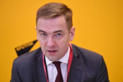 Виктор Евтухов - Минпромторг не планирует вводить экспортные пошлины на металлы в 2022 году - aif.ru - Россия