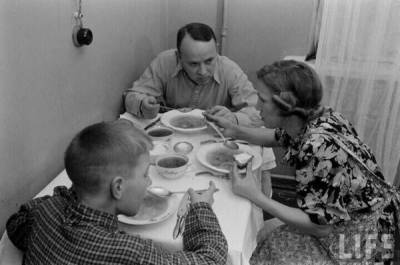 Фоторепортаж о жизни простых советских граждан в 1950-х - skuke.net - Интересно