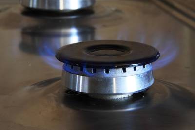Цена на газ в Европе в ходе торгов преодолела отметку в $590 за тысячу кубометров - pravda-tv.ru - Лондон - Голландия - Европа