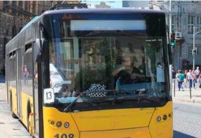 В Киеве изменили маршруты троллейбусов(схемы) - lenta.ua - Украина - Киев