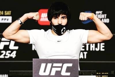 Девушка-боец UFC попалась на мельдонии - lenta.ru - Узбекистан