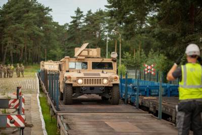 Пресса США: Если американская армия вступит в войну, то в её распоряжении будет лишь одно подразделение по обслуживанию железных дорог - topwar.ru - Россия - США