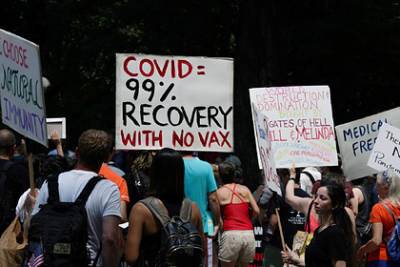 От COVID-19 умер ставший сторонником идей антивакцинации бывший офицер ЦРУ - lenta.ru - шт.Флорида