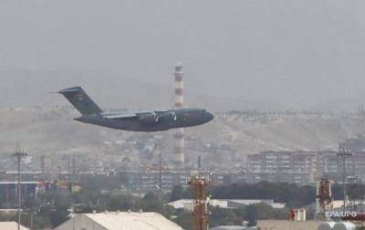 Дональд Трамп - Фрэнк Маккензи - Военные США вывели из строя военную технику в аэропорту Кабула - korrespondent.net - США - Украина - Афганистан - Кабул - Талибан