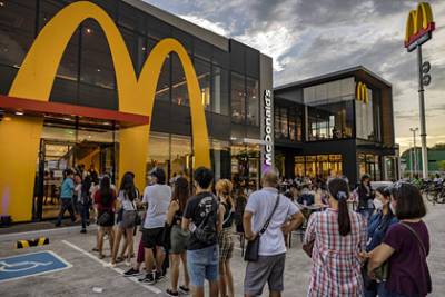 McDonald's решил официально стать «Макдаком» - lenta.ru - Россия