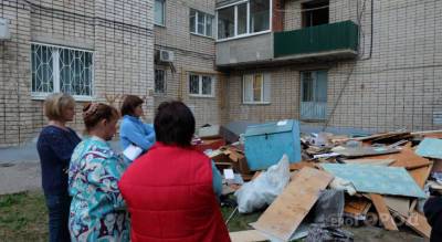 В Чебоксарах имущество жильцов выбросили с 7 этажа: "Нас отсюда выживают" - pg21.ru - Чебоксары