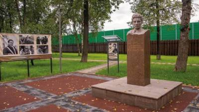 Сквер имени героя войны Алексея Хлобыстова благоустроили на юго-востоке столицы - vm.ru - Москва