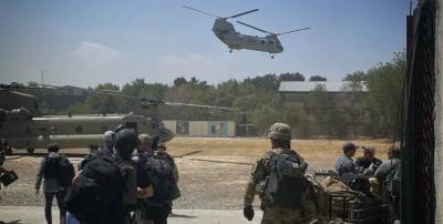 Дональд Трамп - Фрэнк Маккензи - В США заявили, что вывели из строя военную технику в аэропорту Кабула и мира - cursorinfo.co.il - США - Афганистан - Кабул - Талибан