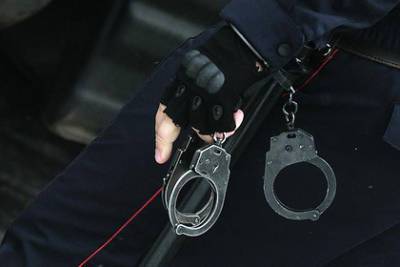 В Петербурге нашли находящегося в бегах топ-менеджера узбекской фармкомпании - lenta.ru - Санкт-Петербург - Узбекистан - Самаркандская обл.