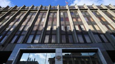 Владимир Путин - Валерий Рязанский - В Совфеде поддержали единовременную выплату военнослужащим - russian.rt.com - Россия