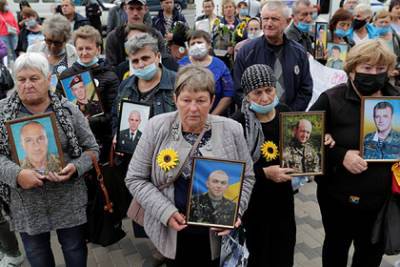 Владимир Путин - На Украине объяснили отказ предъявлять обвинения Путину по «Иловайской трагедии» - lenta.ru - Россия - Украина