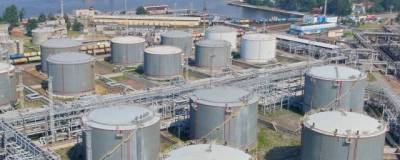 Россия сохранила вторую позицию по экспорту нефти и нефтепродуктов в США в июне - runews24.ru - Россия - США - Мексика - Канада - Саудовская Аравия