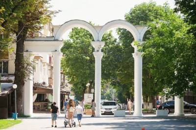 В Виннице отремонтировали арку на входе в Центральный парк - real-vin.com - Украина