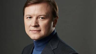 Владимир Ефимов - Москва в два раза увеличила экспорт офисной мебели и техники - vm.ru - Москва