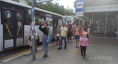 «Ехать страшно»: заволжане жалуются на плачевное состояние автобусов - progorod76.ru - Ярославская обл. - район Заволжский - Ярославль