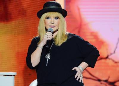 Алла Пугачева - Максим Галкин - "Природу не обманешь": Алла Пугачева в коротком платье флиртует с молодым парнем за спиной у Максима Галкина - akcenty.com.ua - Украина