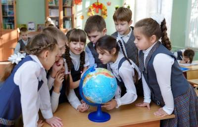 Бесплатная школьная форма в 2021 году: на главные вопросы отвечают в миндемографии - afanasy.biz - ЦФО