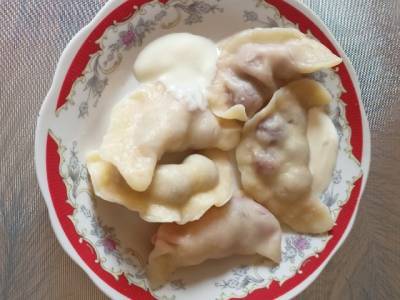 Вкусные и горячие, и холодные: готовим вареники с вишней - u24.ru