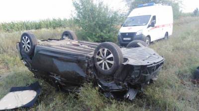 В Воронежской области пассажир вылетевшей в кювет иномарки скончался на месте - vestivrn.ru - Воронеж - Воронежская обл.