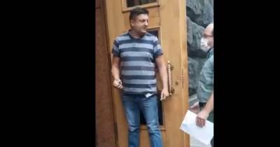 В Киеве мужчина ворвался в Кабмин и угрожает взорвать гранату - anna-news.info - Украина - Киев - Нападение