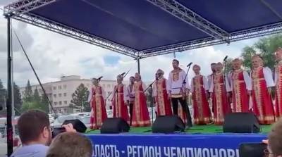 Виталина Бацарашкина - Двукратную олимпийскую чемпионку Бацарашкину встретили в Омске песней из "Ведьмака" - reendex.ru - Токио - Омск