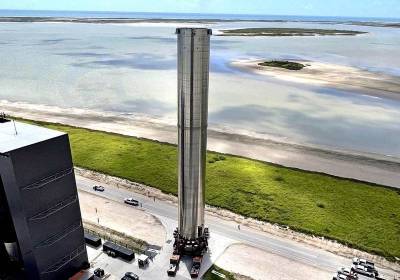 SpaceX готовит свою сверхтяжелую ракету Super Heavy к первому полету - topcor.ru - Техас