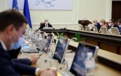 Владимир Зеленский - Петр Порошенко - Кабмин выделил многодетным семьям по 2 тысячи гривен на ребенка - kp.ua - Украина