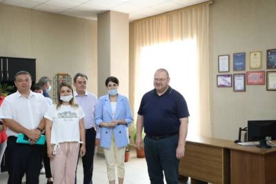 Олег Мельниченко - Для Дома искусств в Сердобске купят светодиодный экран по распоряжению Мельниченко - mk.ru - Пензенская обл. - Сердобск