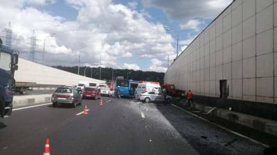 Число пострадавших в ДТП с участием автобуса в Москве увеличилось до 13 - iz.ru - Москва - Израиль