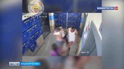 Мужчина, избивший девочку в Уфе, оказался ее отчимом - vesti.ru - Башкирия - Уфа