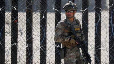 Американских пограничников обяжут носить нательные камеры - golos-ameriki.ru - Техас - шт. Калифорния - шт. Аризона - штат Вермонт - штат Нью-Мексико