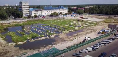 В Киеве на месте недостроя появилось озеро, заселились даже утки: видео - politeka.net - Украина - Киев