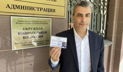 Алексей Навальный - Лев Шлосберг - Льва Шлосберга восстановили на выборах в Псковское облсобрание - newizv.ru