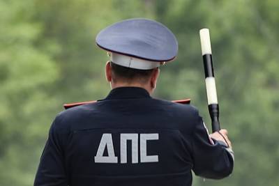 Российских водителей предупредили о скрытых патрулях ГИБДД - lenta.ru - Москва