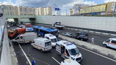 Начальника службы по безопасности Мосгортранса отстранили из-за ДТП - iz.ru - Украина - Израиль