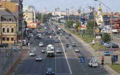 Алесь Цвирк - Движение по одной из оживленных киевских улиц перекроют из-за ремонта - lenta.ua - Украина - Киев