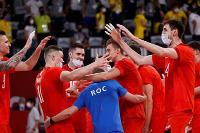 Российские волейболисты обыграли Бразилию и вышли в финал Олимпиады - lenta.ru - Россия - США - Токио - Франция - Бразилия - Аргентина