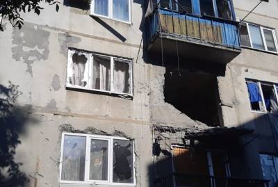 На Донбассе под обстрел попала многоэтажка в Красногоровке. Есть раненый - kp.ua - Украина - ДНР - Донецк - Донецкая обл.