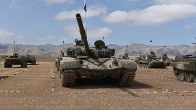 Начались военные учения на границе Афганистана - eadaily.com - Россия - Узбекистан - Таджикистан - Афганистан